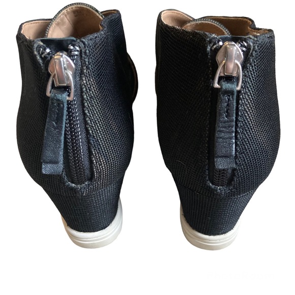 Linea Paolo Camo Faith Cut Out Wedge Sneaker Shoes - Picture 6 of 9